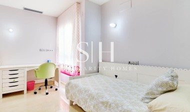 Перепродажа - Квартира / квартира - Torrevieja - Torrevieja*