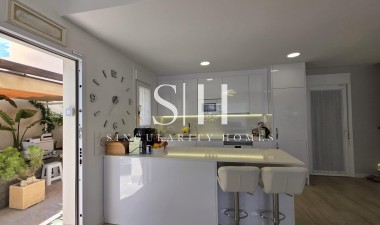 Återförsäljning - Villa - Pilar de la Horadada - Zona Pueblo