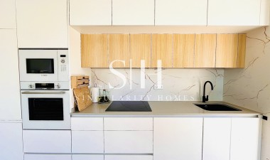 Resale - Apartment / flat - Torre de la Horadada - Costa Blanca