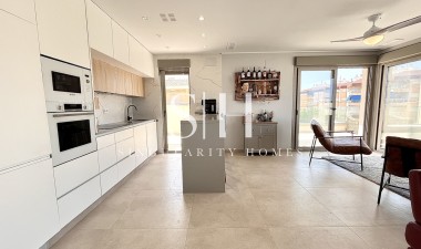 Resale - Apartment / flat - Torre de la Horadada - Costa Blanca