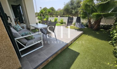 Перепродажа - Villa - Orihuela Costa - La Regia