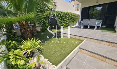 Перепродажа - Villa - Orihuela Costa - La Regia