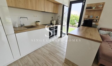 Перепродажа - Villa - Orihuela Costa - La Regia