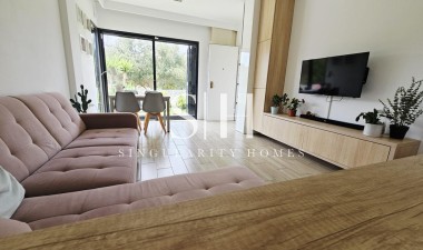 Перепродажа - Villa - Orihuela Costa - La Regia
