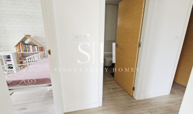 Перепродажа - Villa - Orihuela Costa - La Regia