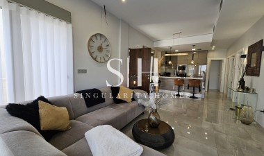 Перепродажа - Villa - Villamartin - Costa Blanca