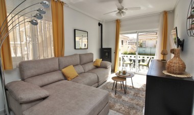 Resale - Villa - Orihuela Costa - Villamartín