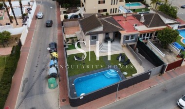 Перепродажа - Villa - Torrevieja - Costa Blanca