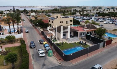 Перепродажа - Villa - Torrevieja - Costa Blanca