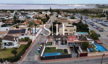 Перепродажа - Villa - Torrevieja - Costa Blanca