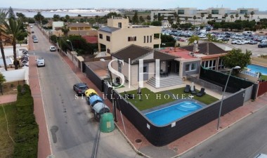Перепродажа - Villa - Torrevieja - Costa Blanca