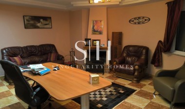 Herverkoop - Villa - Torrevieja - La siesta