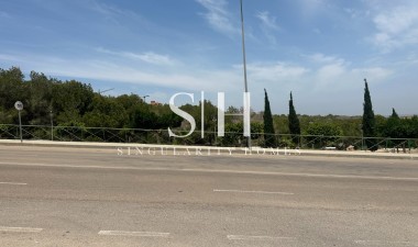 Återförsäljning - Villa - San Miguel de Salinas - Inland