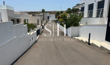 Återförsäljning - Villa - San Miguel de Salinas - Inland