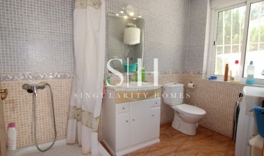 Herverkoop - Villa - Torrevieja - Los balcones