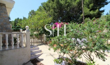 Herverkoop - Villa - Torrevieja - Los balcones