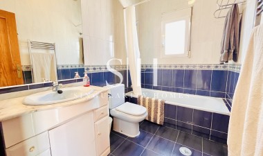 Återförsäljning - Villa - San Miguel de Salinas - Inland