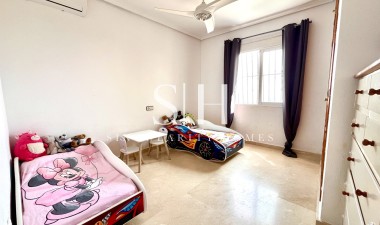 Återförsäljning - Villa - San Miguel de Salinas - Inland