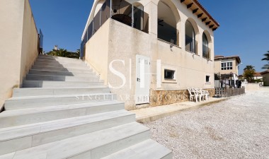 Återförsäljning - Villa - San Miguel de Salinas - Inland