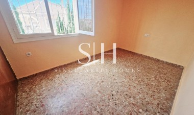 Перепродажа - Villa - Torrevieja - Los Balcones - Los Altos del Edén