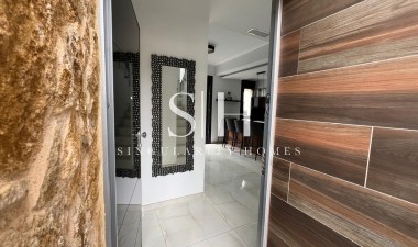 Återförsäljning - Villa - Orihuela Costa - Lomas de Cabo Roig