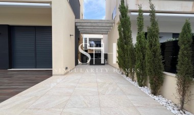 Återförsäljning - Villa - Orihuela Costa - Lomas de Cabo Roig