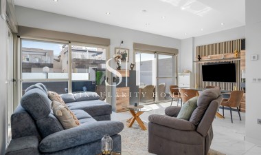 Перепродажа - Villa - Orihuela Costa - Costa Blanca