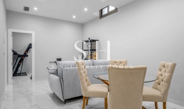 Перепродажа - Villa - Orihuela Costa - Costa Blanca