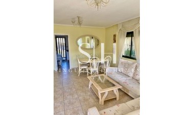 Resale - Villa - Orihuela Costa - Villamartin