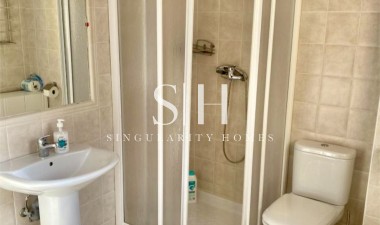 Resale - Villa - Orihuela Costa - Villamartin