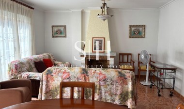 Odsprzedaż - Dom - Formentera del Segura - Pueblo 5