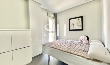 Återförsäljning - Lägenhet / lägenhet - Villamartin - Los Dolses