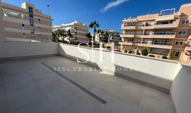 Resale - Villa - Orihuela Costa - Costa Blanca