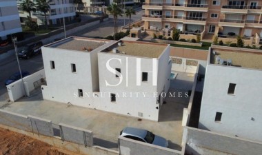 Resale - Villa - Orihuela Costa - Costa Blanca
