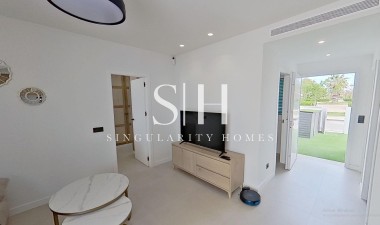 Resale - Bungalow - Pilar de la Horadada - El Mojón