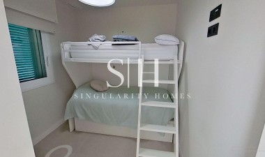 Resale - Bungalow - Pilar de la Horadada - El Mojón