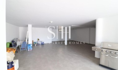 Odsprzedaż - Villa - San Miguel de Salinas - Inland