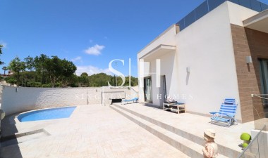 Odsprzedaż - Villa - San Miguel de Salinas - Inland