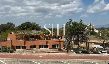 Перепродажа - Casa - Guardamar del Segura - CENTRO