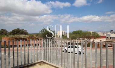 Перепродажа - Casa - Guardamar del Segura - CENTRO