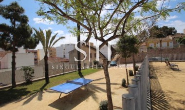 Перепродажа - Casa - Guardamar del Segura - CENTRO