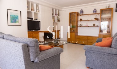Resale - Apartment / flat - Torrevieja - Playa del Cura