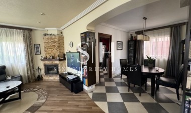 Перепродажа - Villa - Orihuela Costa - Costa Blanca