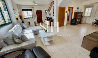 Перепродажа - Villa - Ciudad Quesada - Costa Blanca