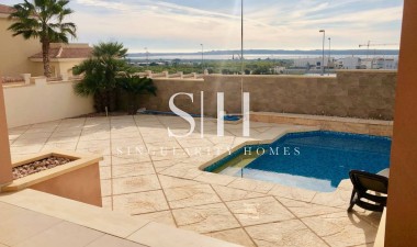 Перепродажа - Villa - Ciudad Quesada - Costa Blanca