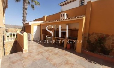 Återförsäljning - Villa - Torrevieja - aguas nuevas