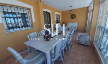 Återförsäljning - Villa - Torrevieja - aguas nuevas