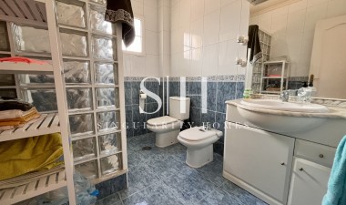 Odsprzedaż - Villa - La Zenia - Costa Blanca