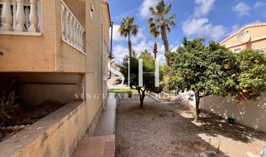 Odsprzedaż - Villa - La Zenia - Costa Blanca