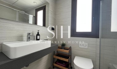 Odsprzedaż - Villa - Los Balcones - Costa Blanca